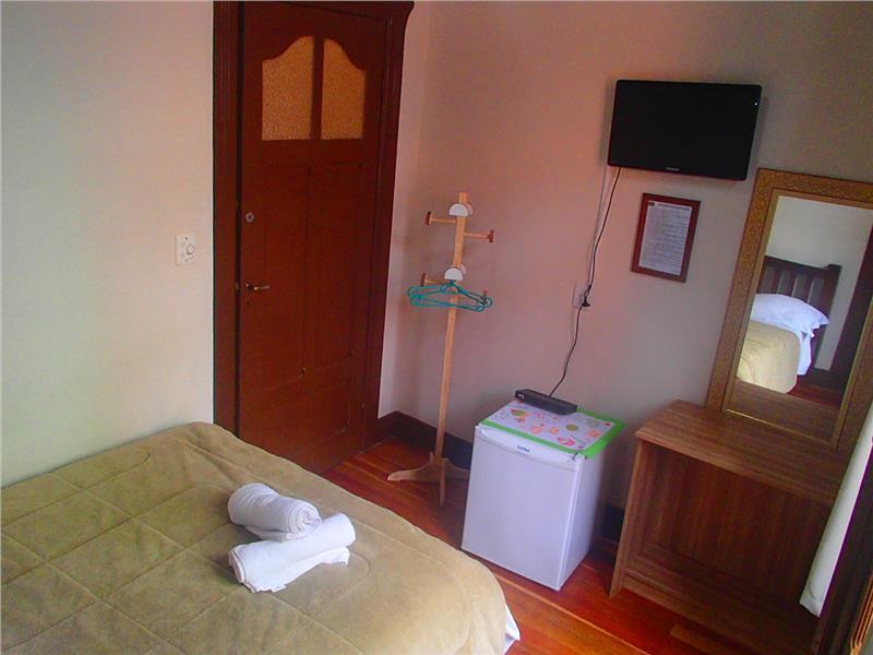 Curitiba Hostel Экстерьер фото