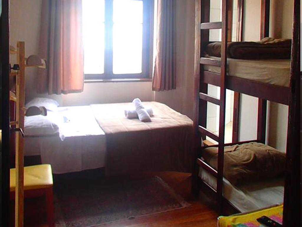 Curitiba Hostel Экстерьер фото
