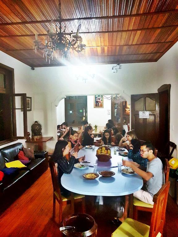 Curitiba Hostel Экстерьер фото